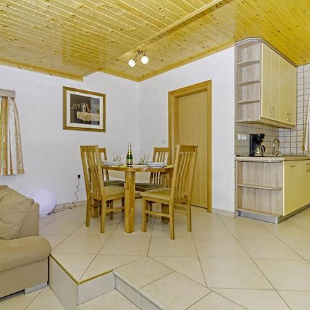 Chalets Bogo & Neno Ledenice Экстерьер фото